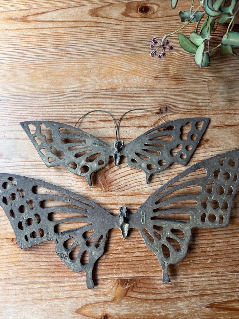 Vintage Brass Butterfly Wall Decor - Picture 3 of 4
